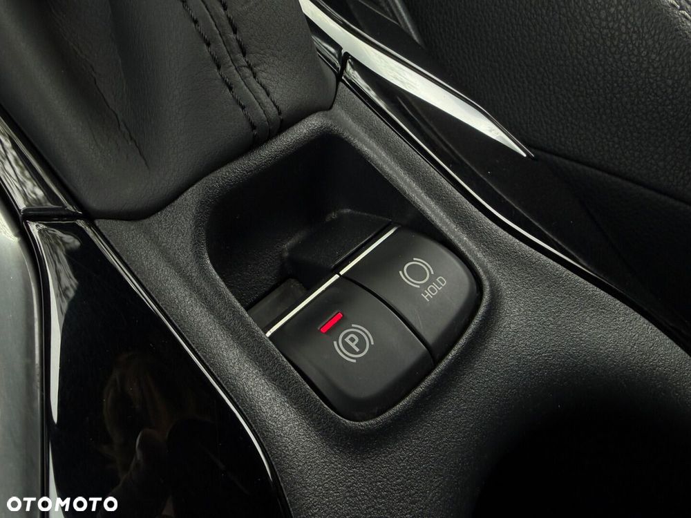 Toyota Corolla 1.8 Hybrid Comfort - 31