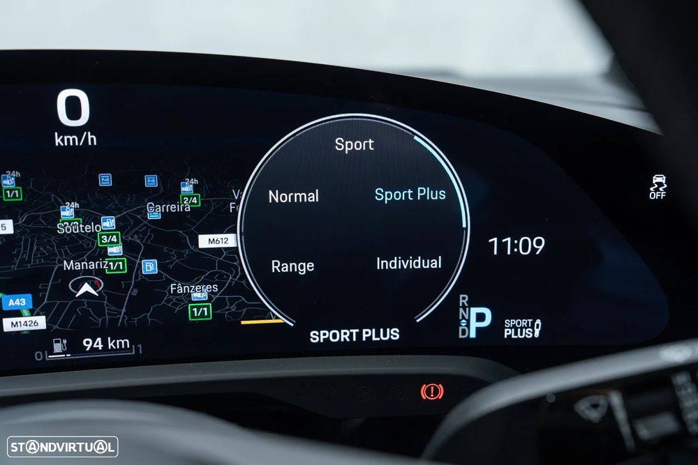 Porsche Taycan 4S Bateria Performance Plus - 32
