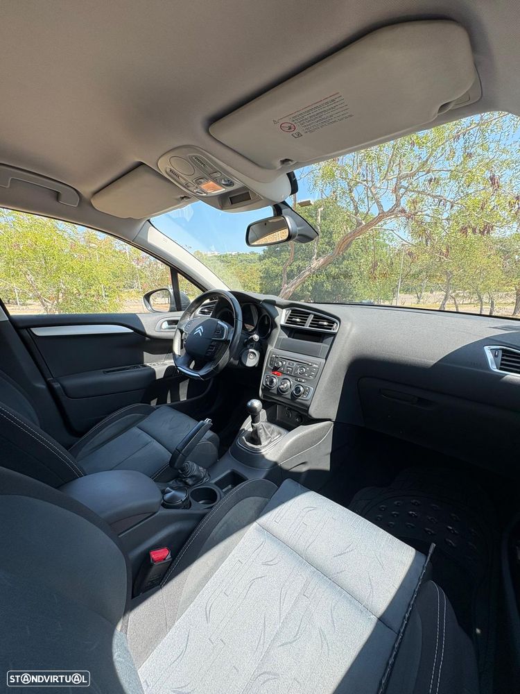 Citroën C4 1.6 HDi Seduction - 9