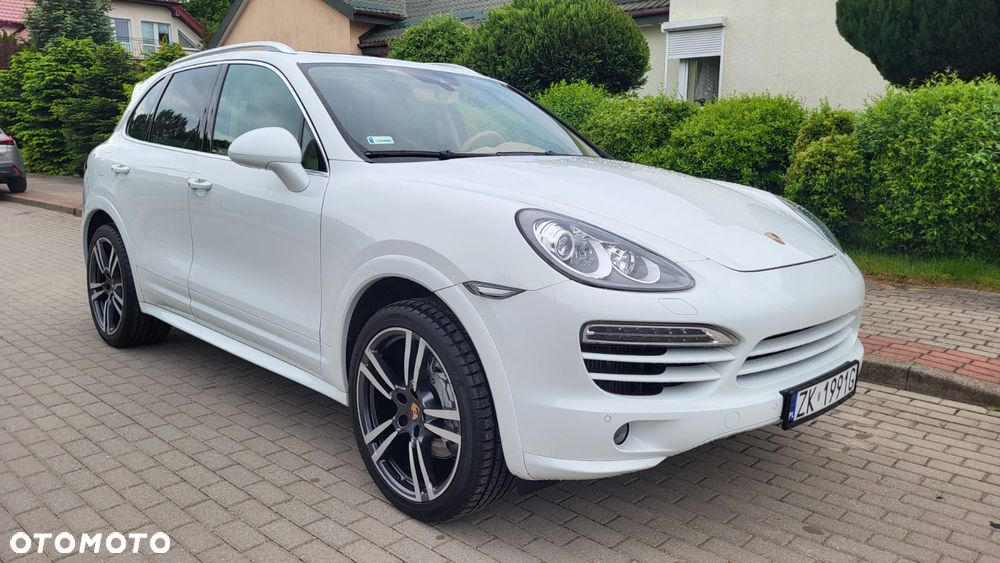 Porsche Cayenne - 2
