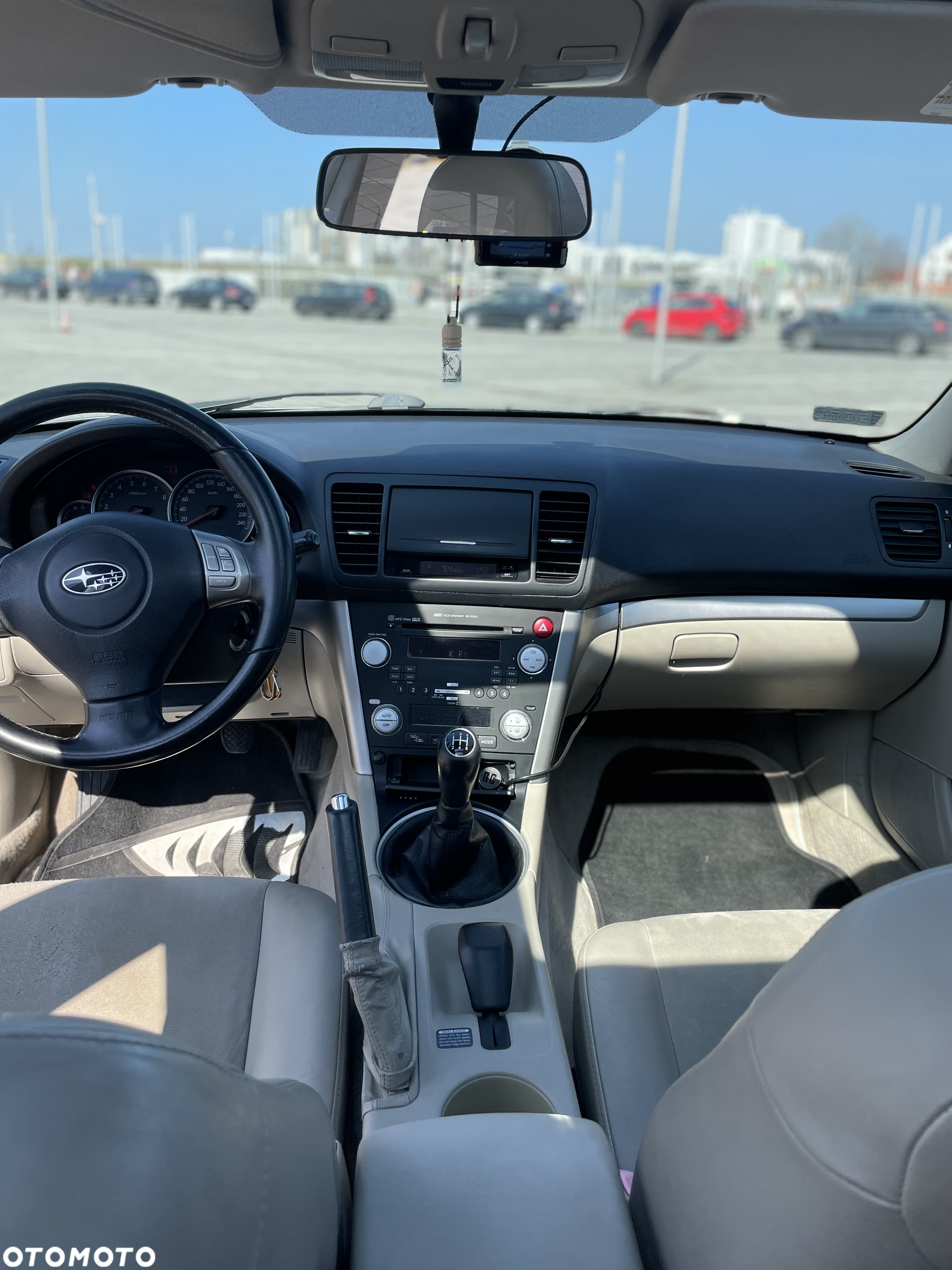 Subaru Outback 2.5 - 10