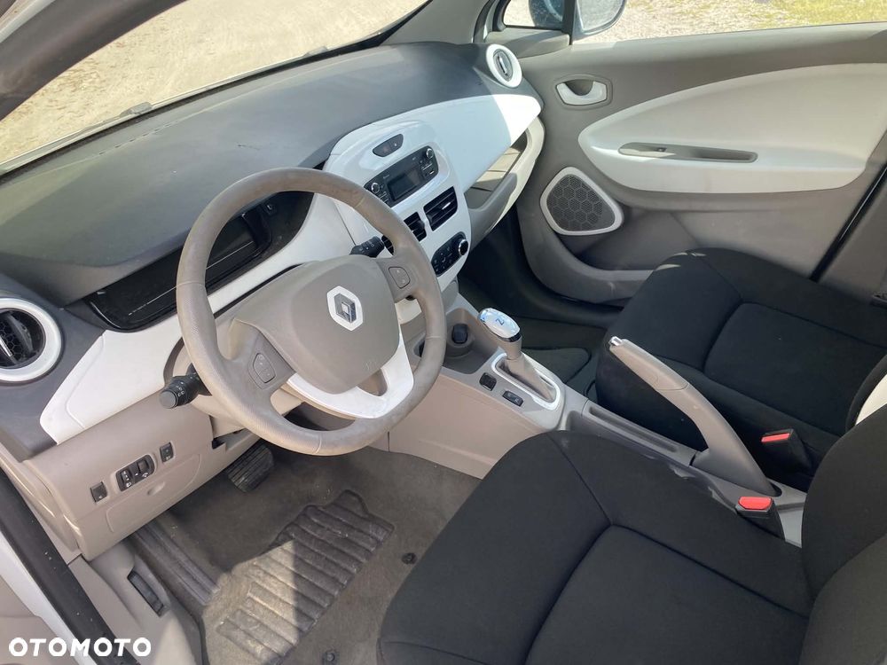 Renault Zoe - 10
