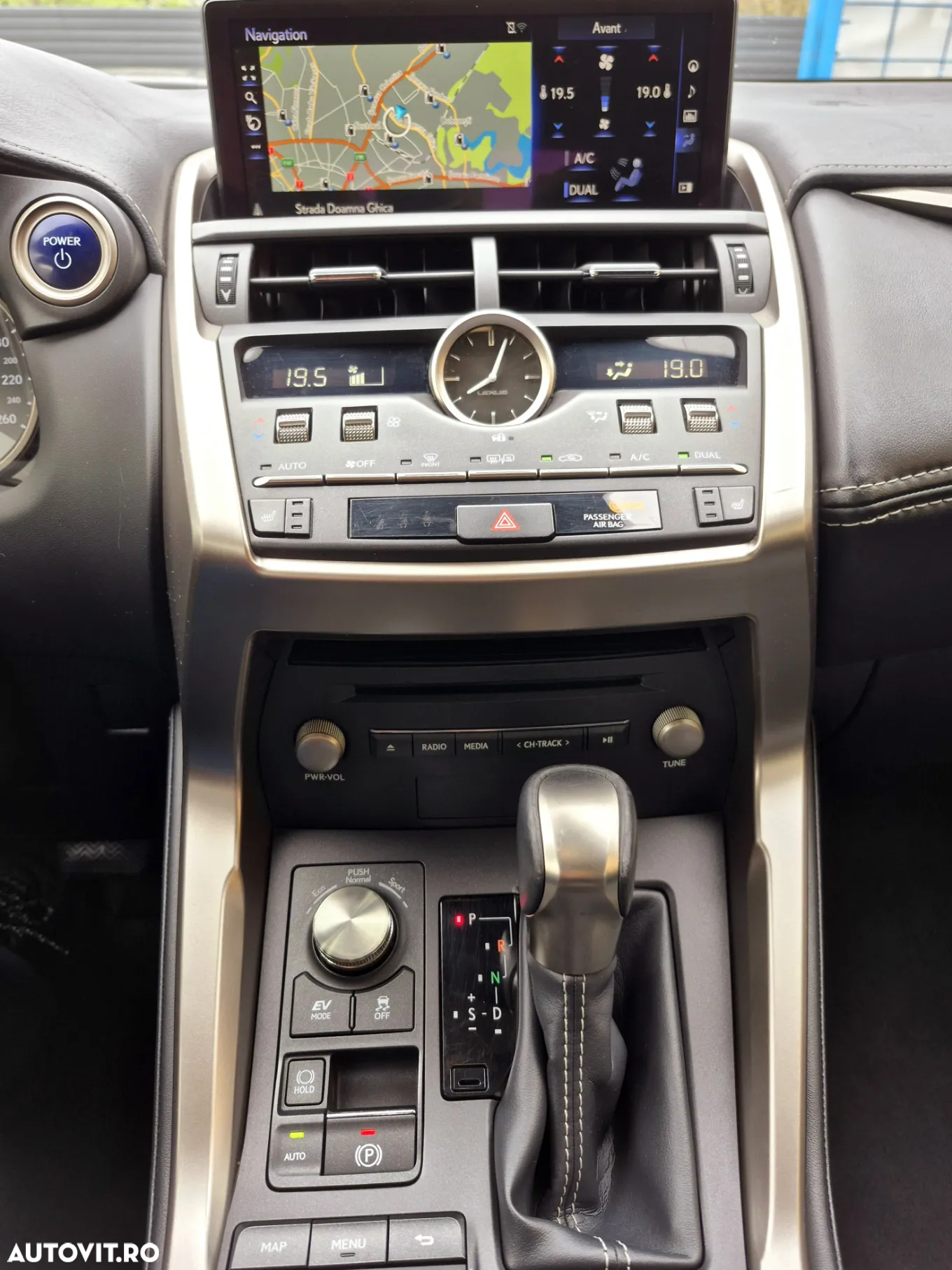 Lexus Seria NX - 20