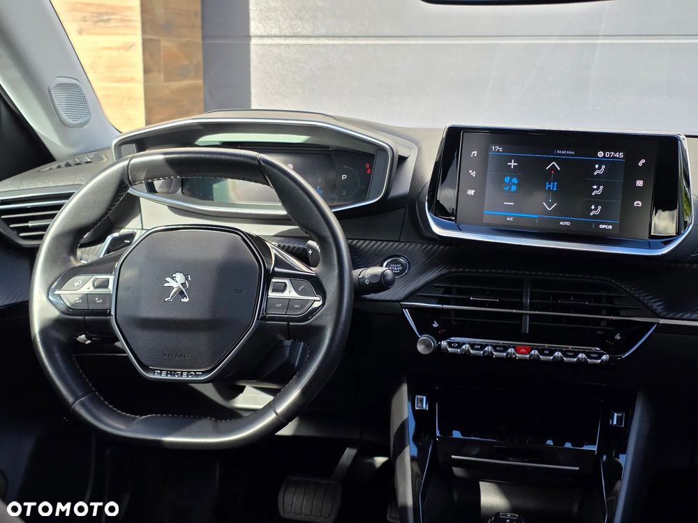 Peugeot 2008 1.5 BlueHDi Allure S&S EAT8 - 9