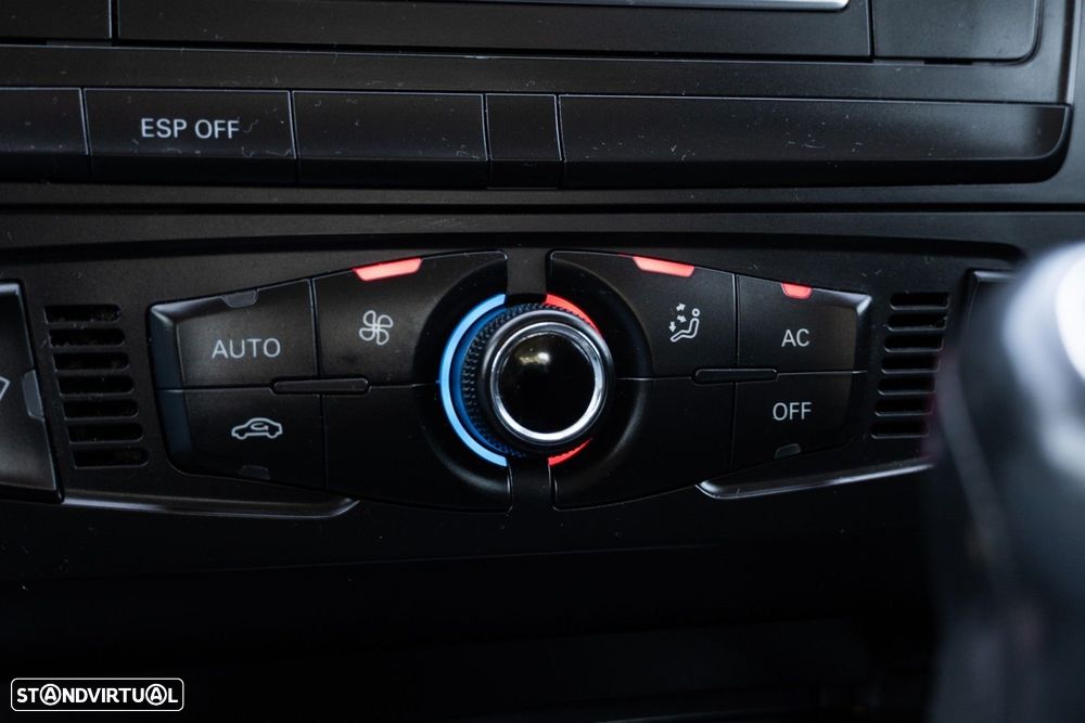 Audi A4 2.0 TDI Advance - 40