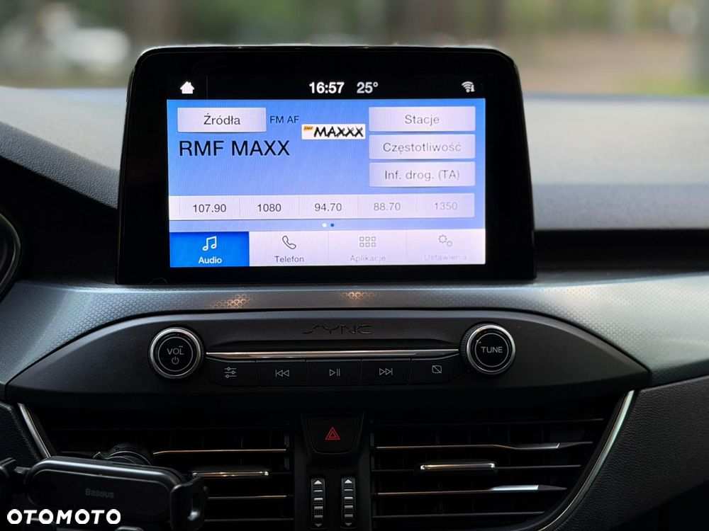 Ford Focus 1.0 EcoBoost Active - 31