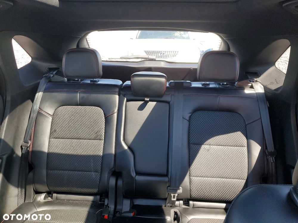 Ford Escape 2.0 EcoBoost AWD Titanium - 12