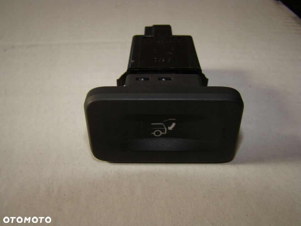 WŁĄCZNIK PRZYCISK KLAPY ELEKTRYCZNEJ OPEL VECTRA C KOMBI  wiązka wtyczka - 5