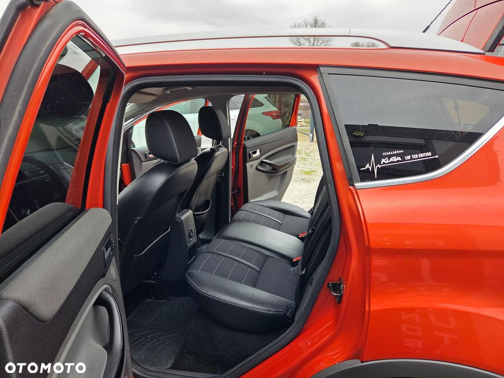 Ford Kuga 2.0 TDCi 4x4 Titanium - 14