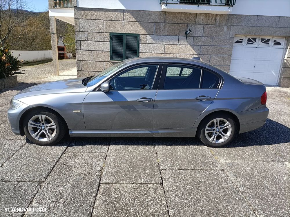 BMW 318 d - 4