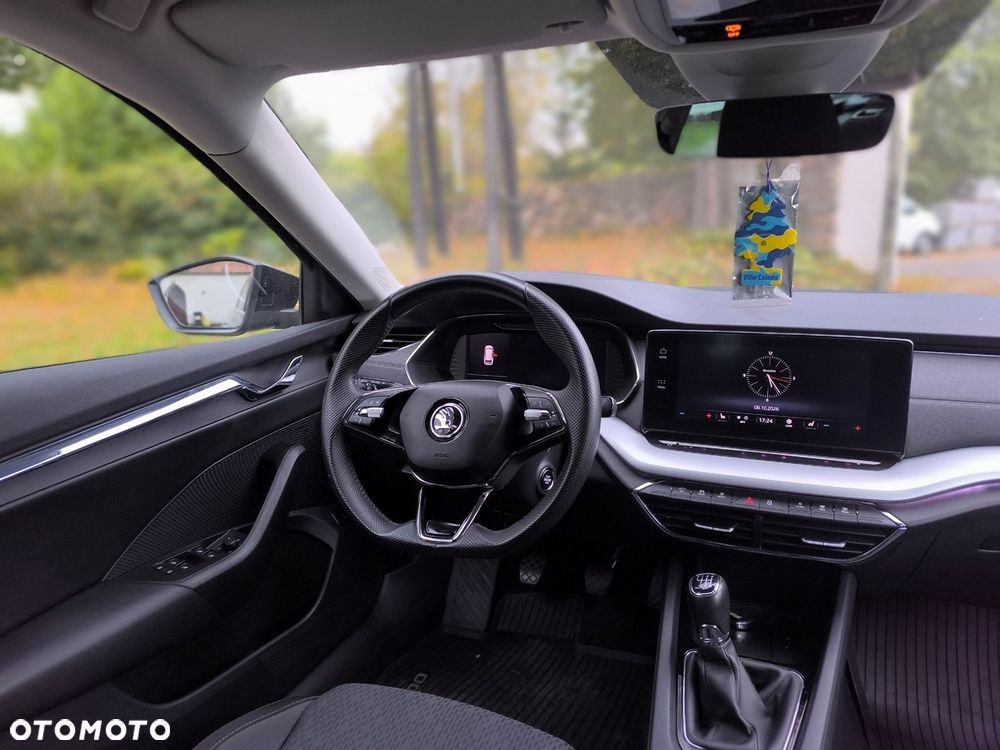 Skoda Octavia 1.5 TSI Scout First Edition - 5