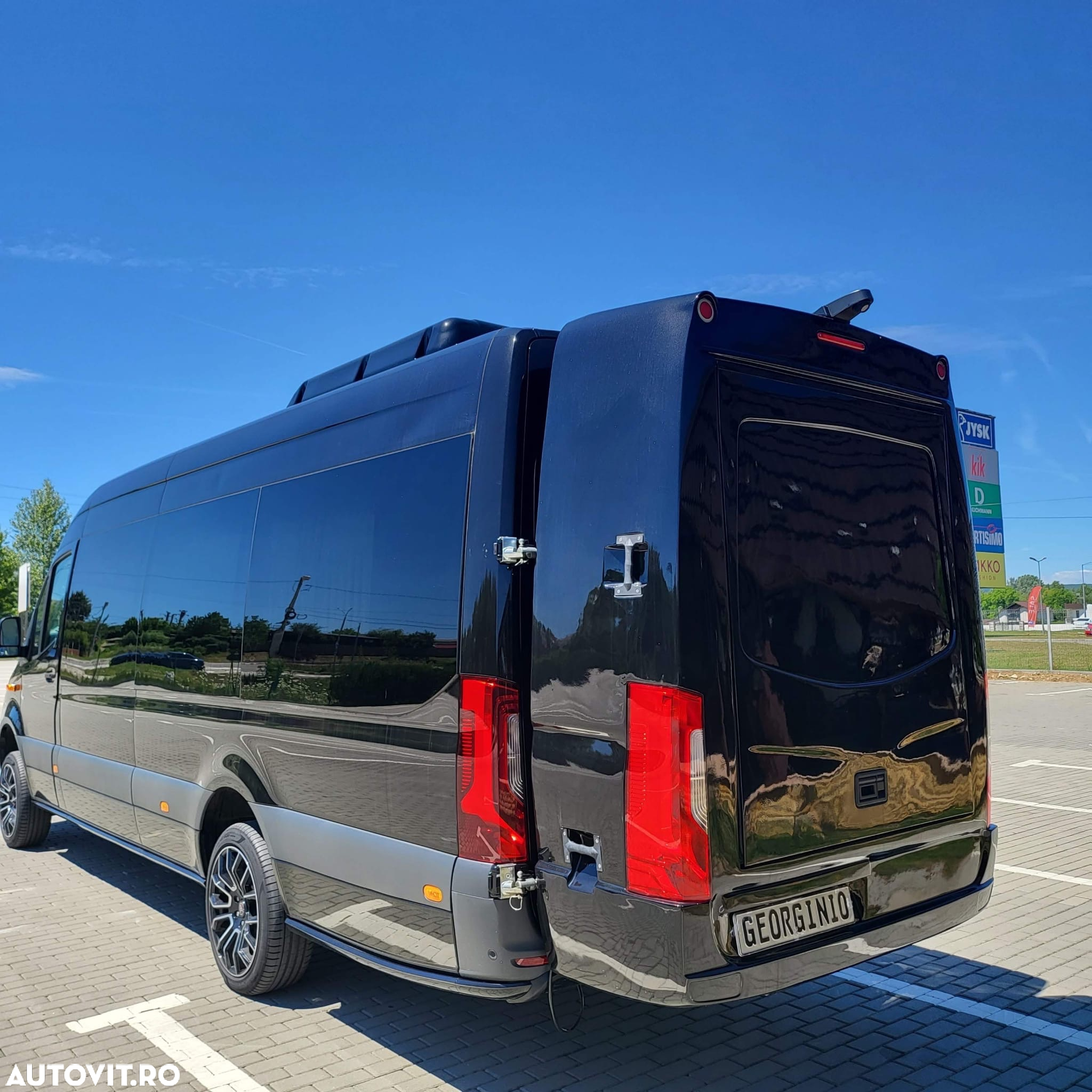 Mercedes-Benz Sprinter - 10