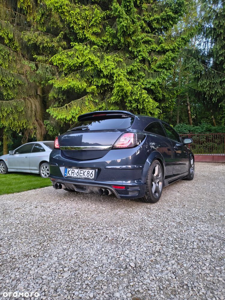 Opel Astra 2.0 T OPC - 7