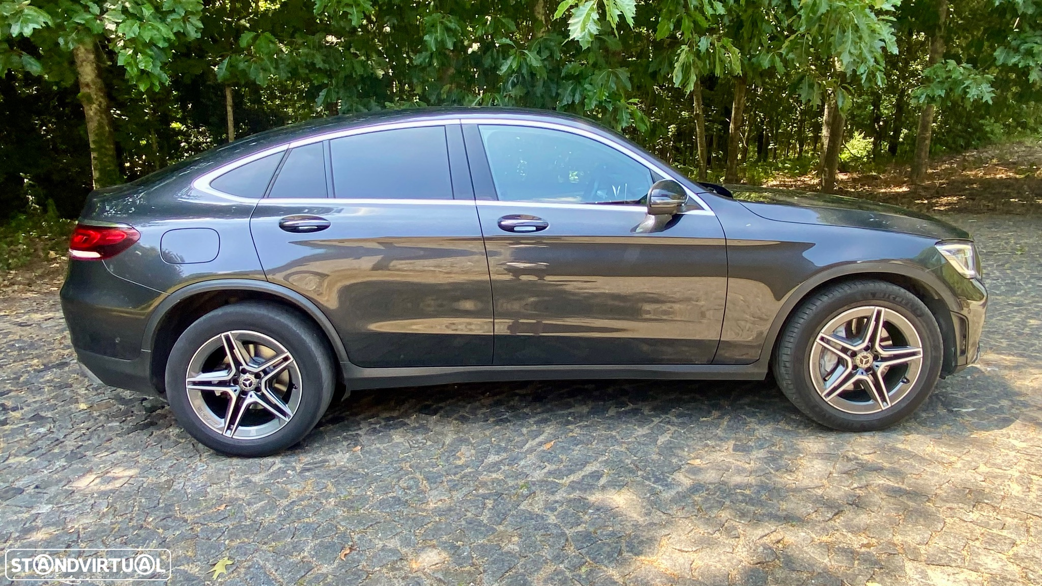 Mercedes-Benz GLC 200 Coupe d 4Matic 9G-TRONIC AMG Line Advanced - 3