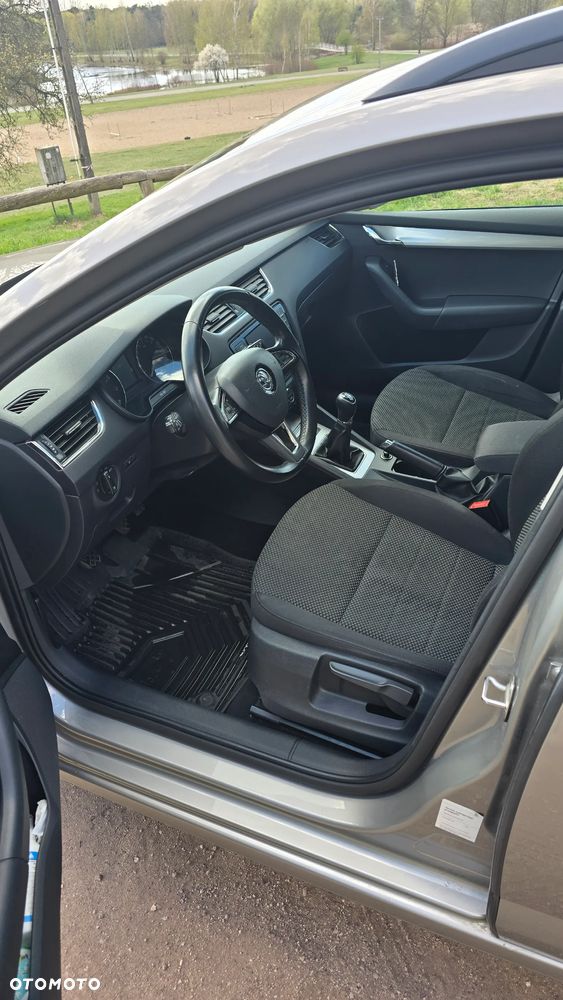 Skoda Octavia 1.4 TSI Ambition - 8