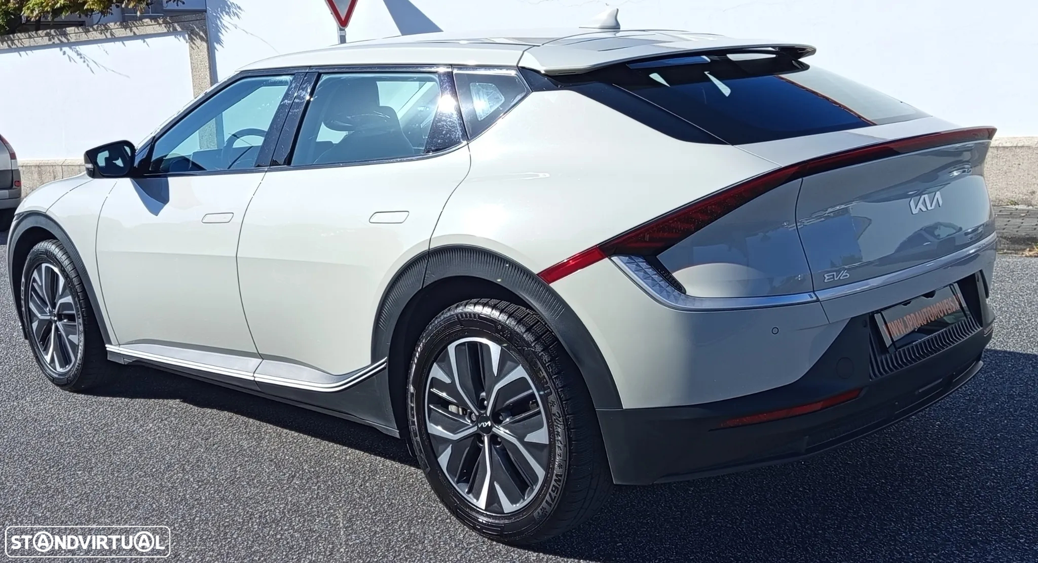 Kia EV6 77.4 kWh Earth - 4