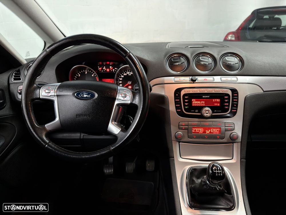 Ford S-Max 1.8 TDCi Trend 7L - 16