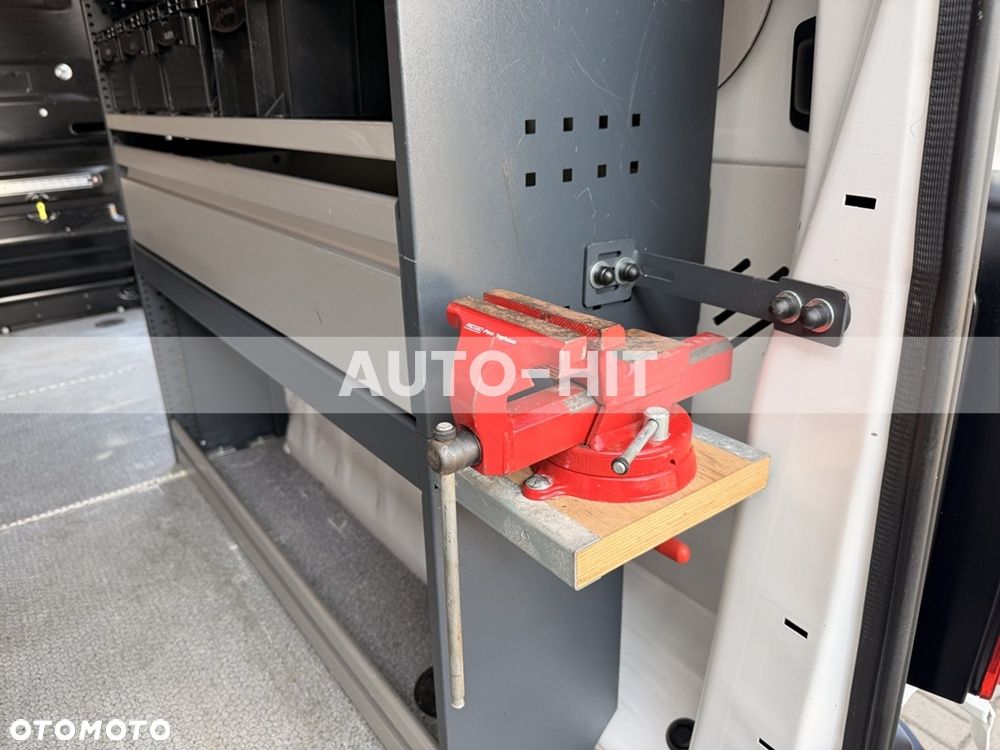 Opel Vivaro - 16