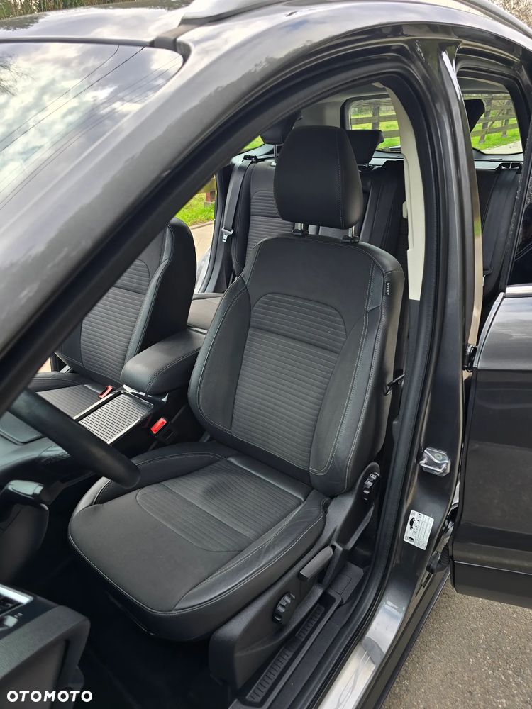 Ford Kuga 1.5 EcoBoost 2x4 Titanium - 22