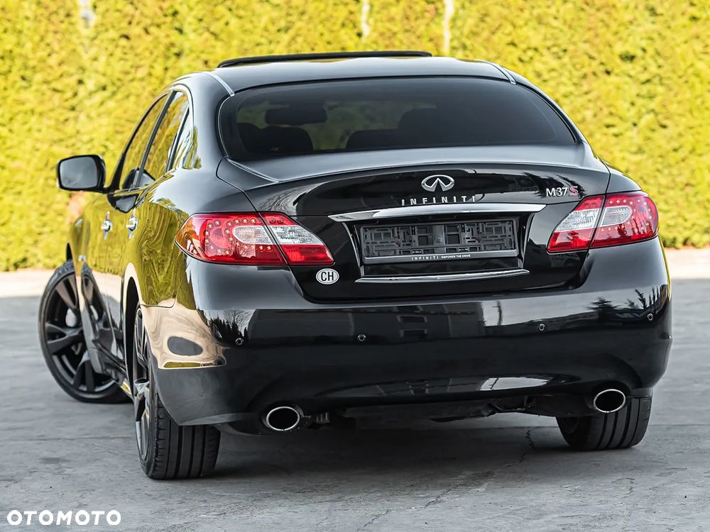 Infiniti M M37 S - 9