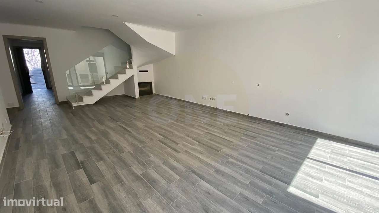 Excelente Moradia Isolada T4 em Benavente! - Grande imagem: 5/33