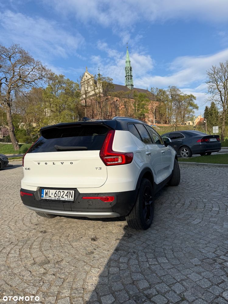 Volvo XC 40 T3 Momentum Pro - 13