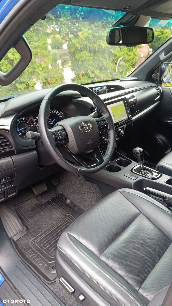 Toyota Hilux - 7