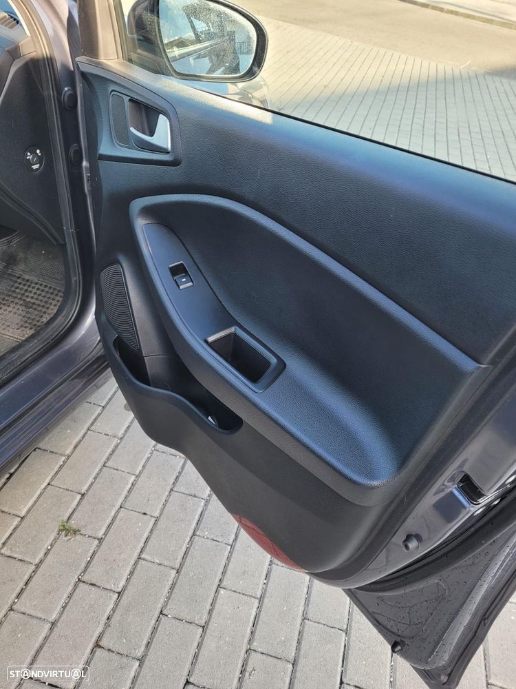 Hyundai i20 1.2 Comfort - 10
