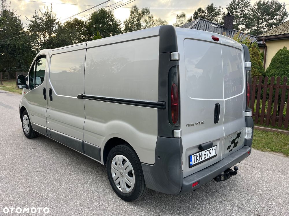 Renault TRAFIC - 4