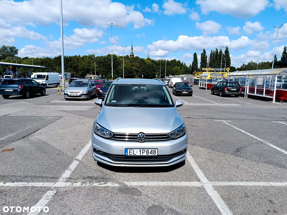 Volkswagen Touran 2.0 TDI BMT Comfortline DSG - 4