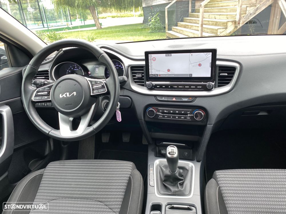 Kia XCeed 1.5 T-GDI Sport - 28