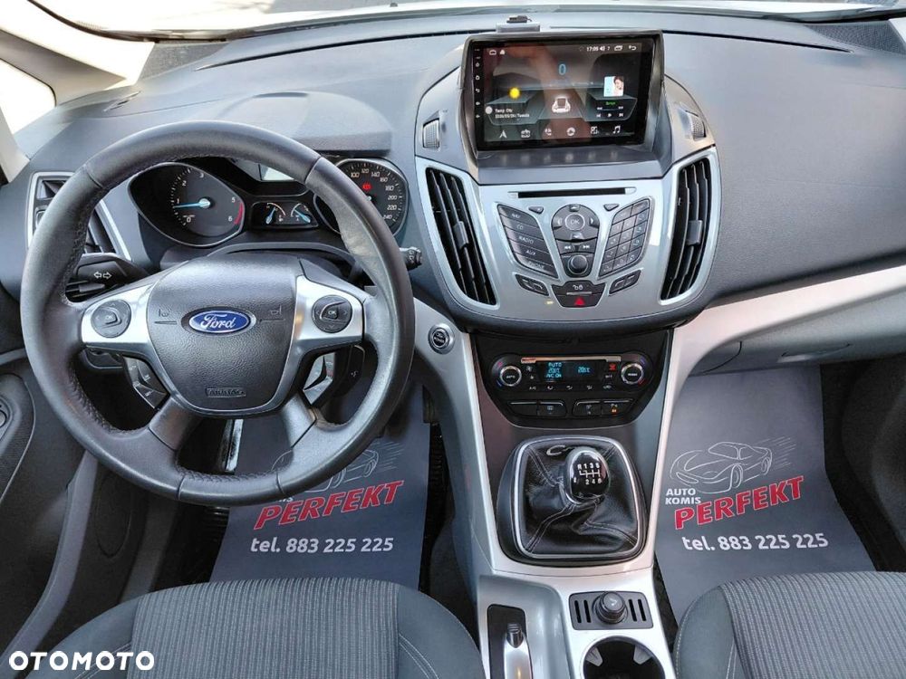 Ford Grand C-MAX - 19