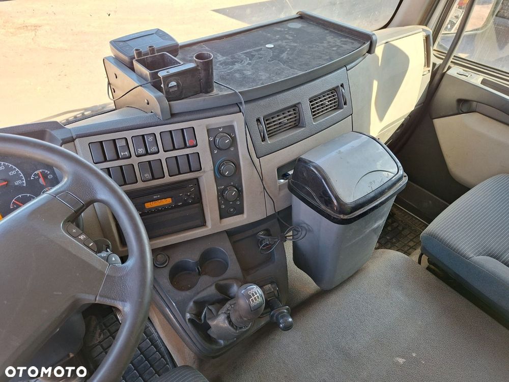 Volvo Fl 240 - 18