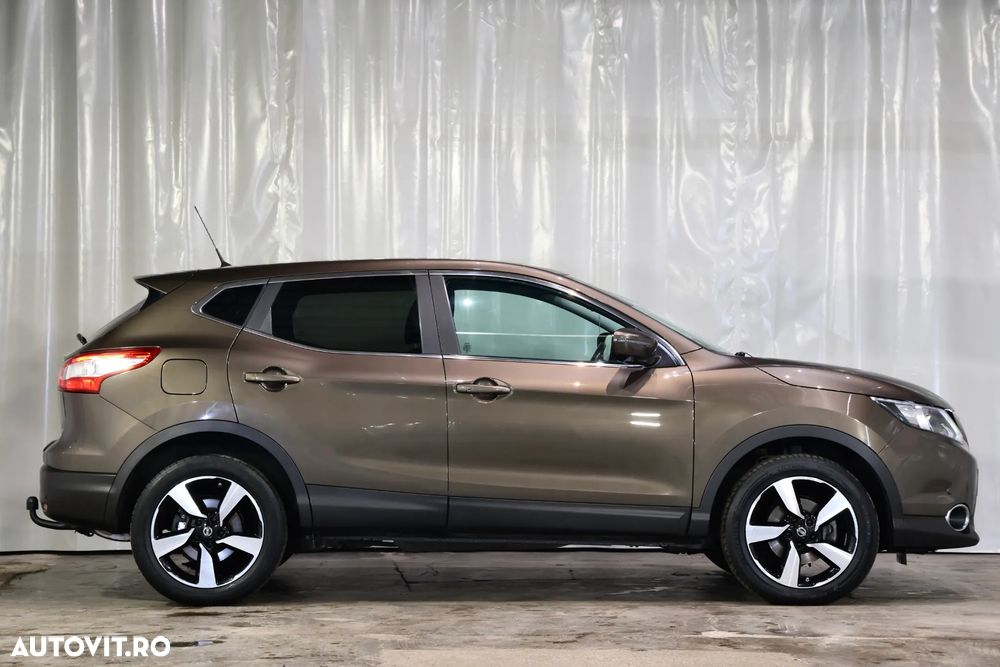 Nissan Qashqai 1.6 DCI Start/Stop N-Connecta - 37