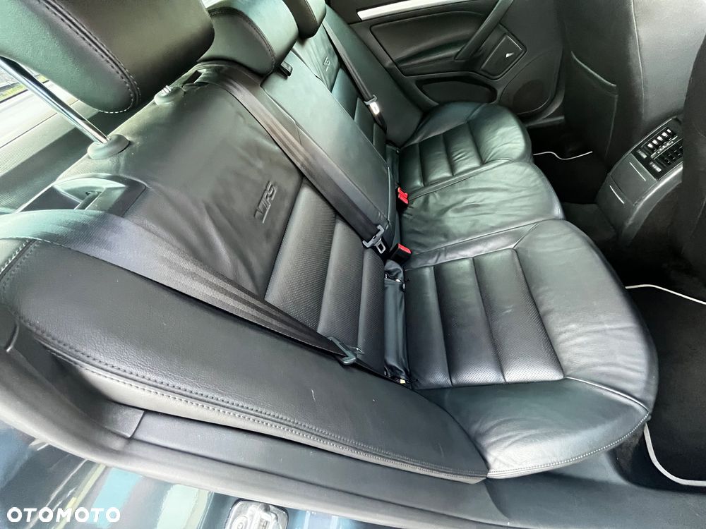 Skoda Octavia 2.0 TDI CR DPF DSG RS - 22