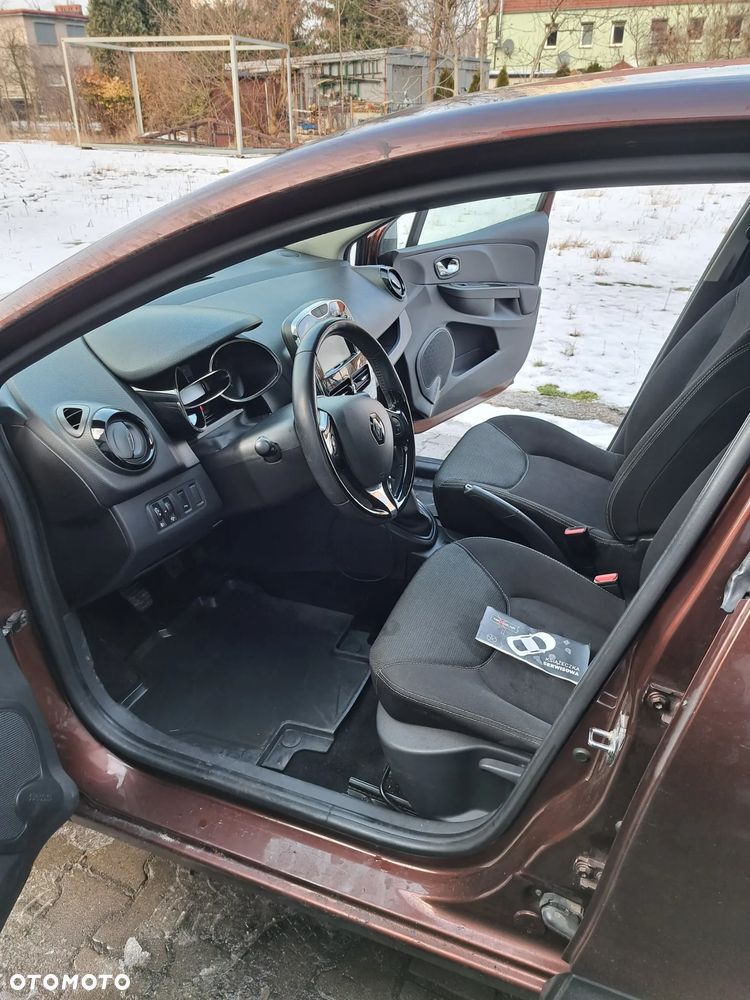 Renault Clio 1.2 16V Expression - 23