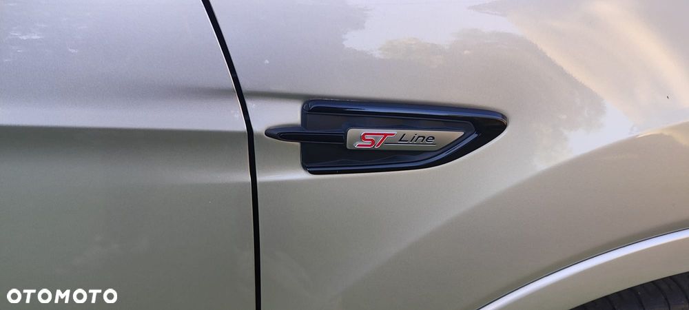 Ford Kuga - 9