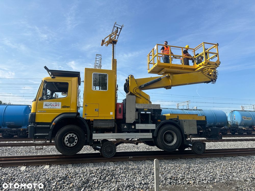 Mercedes-Benz Podnośnik DWUDROŻNY DWUDROGOWY SZYNOWY do TRAKCJI - 1