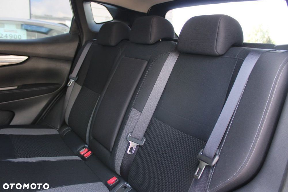 Nissan Qashqai - 15
