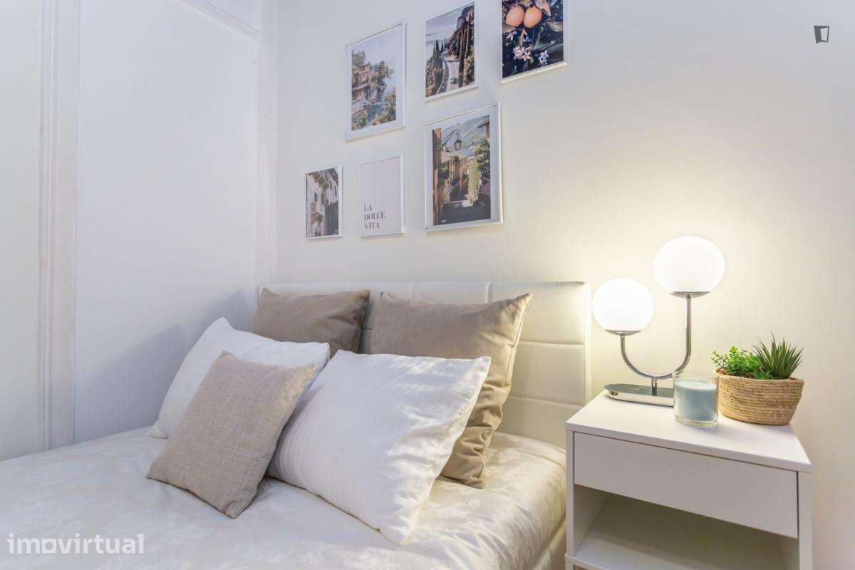 Quarto - localizado em Alcântara Lisbon - Grande imagem: 5/33