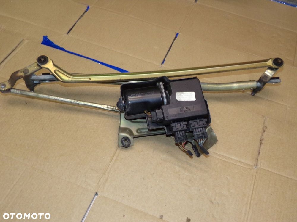 SILNICZEK WYCIERACZEK PRZÓD MECHANIZM LANCIA KAPPA - 2