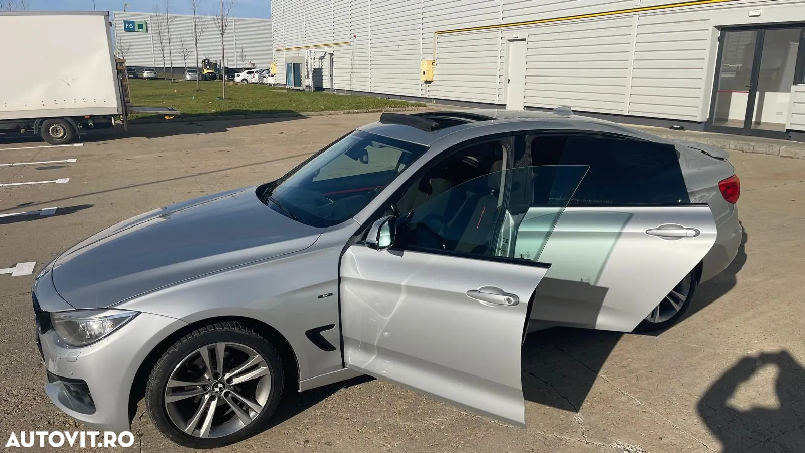 BMW Seria 3 318d GT Aut. Sport Line - 2