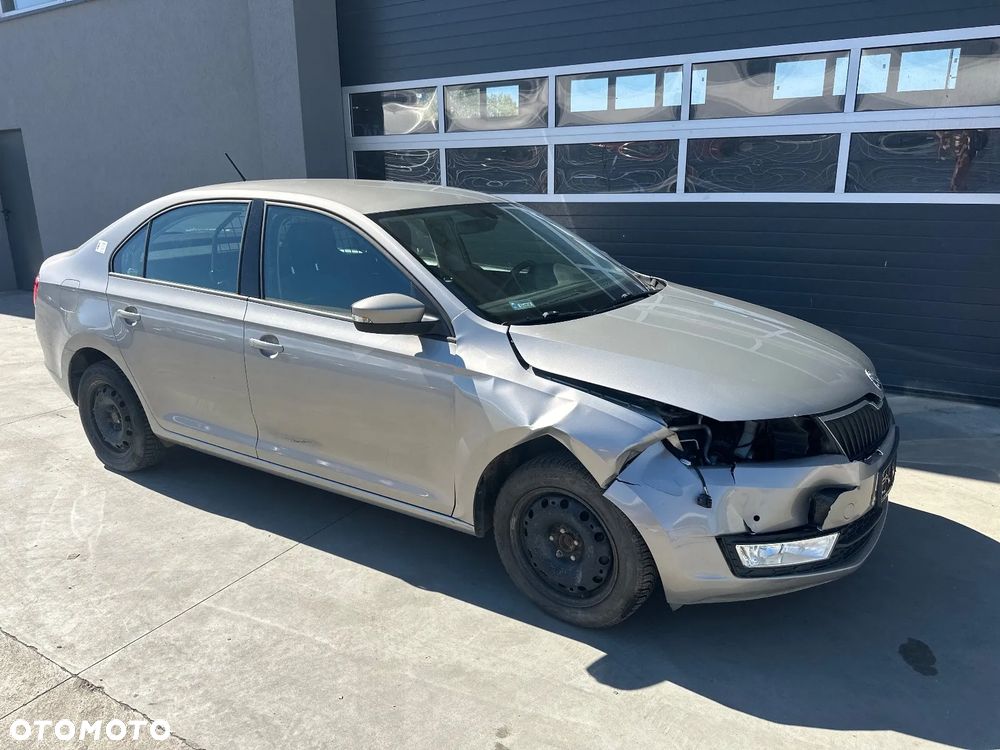 Skoda RAPID 1.2 TSI Style - 7