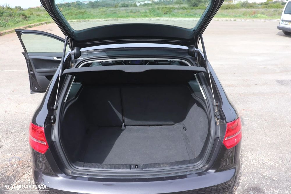 Audi A3 Sportback 1.6 TDI DPF Ambition - 22