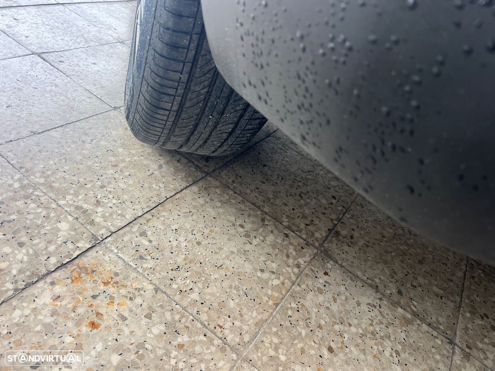 Peugeot 2008 1.2 PureTech Allure - 27