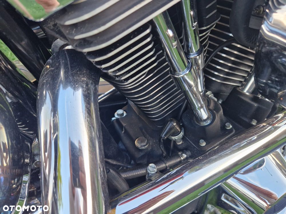 Harley-Davidson Softail Heritage Classic - 19