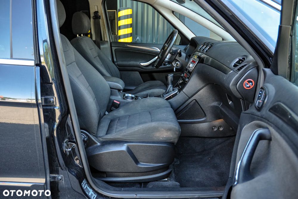 Ford S-Max - 10