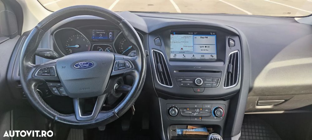 Ford Focus - 5