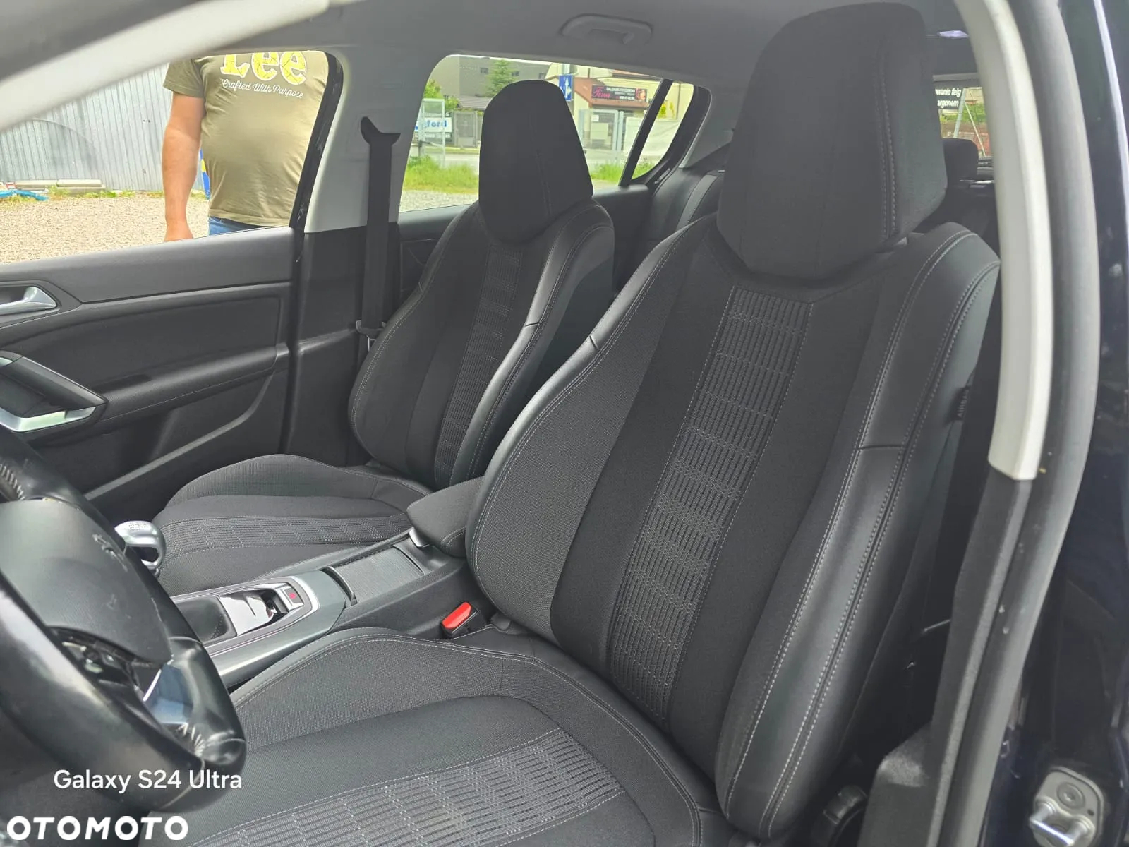 Peugeot 308 1.2 PureTech Allure S&S - 12