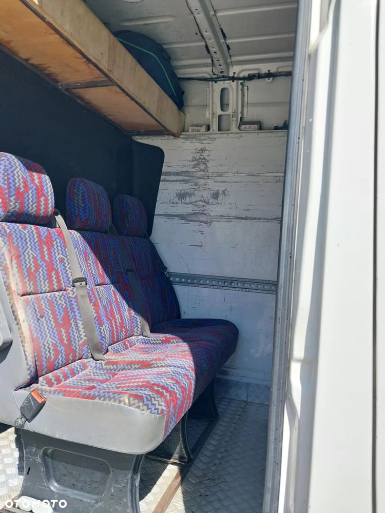 Volkswagen CRAFTER - 11